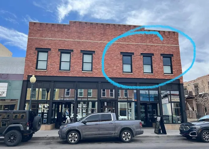 Ednas Place, Downtown Salida